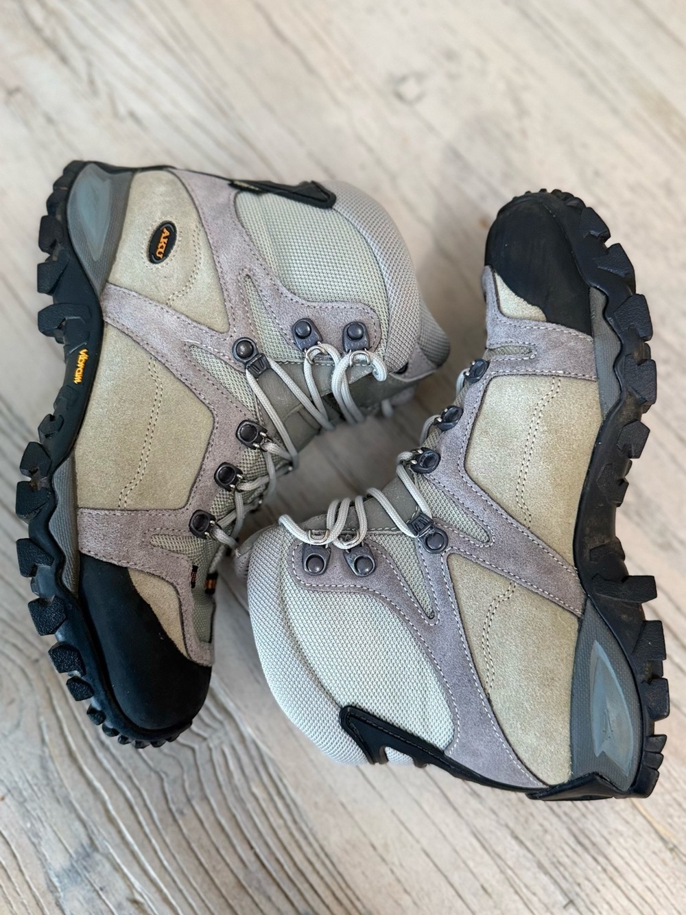 Women’s AKU Gortex waterproof Hiking Boots size 7.5 - Picture 7 of 10